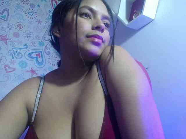 CAMILA-ROUS webcam