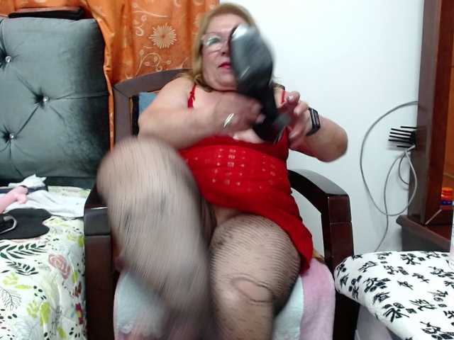 ViviannaJhonson's BongaCams show and profile