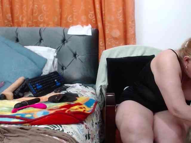 ViviannaJhonson webcam