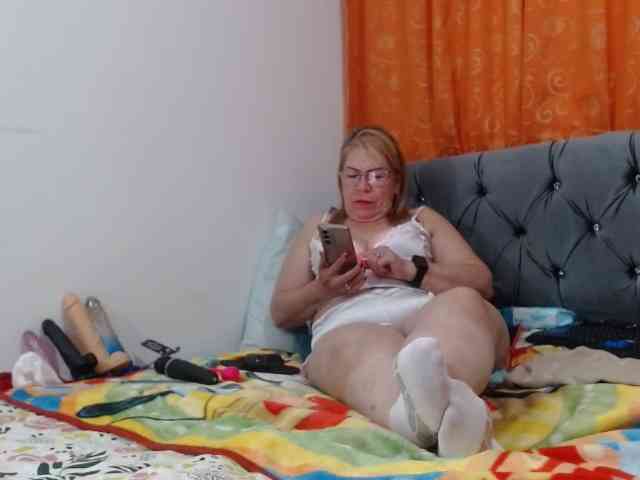 ViviannaJhonson webcam
