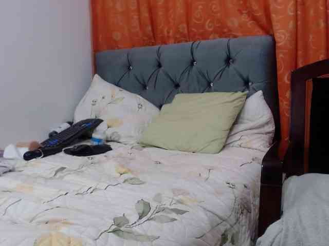 ViviannaJhonson webcam