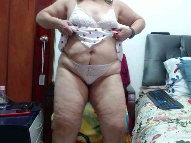 ViviannaJhonson webcam