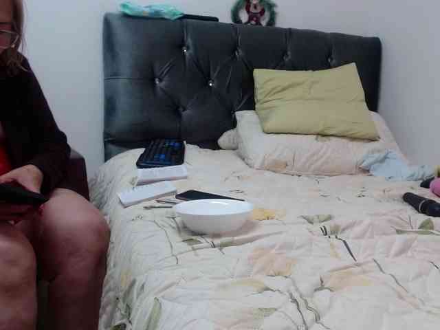 ViviannaJhonson webcam