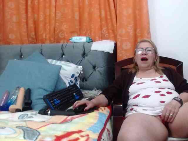 ViviannaJhonson webcam