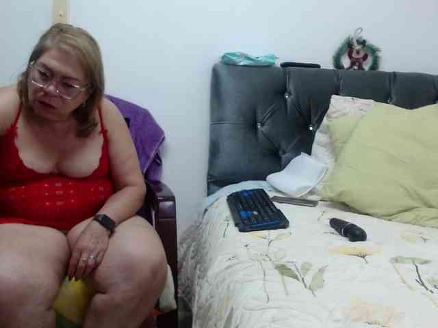 ViviannaJhonson webcam