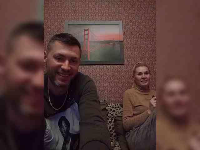 Andre-Blondinochka webcam