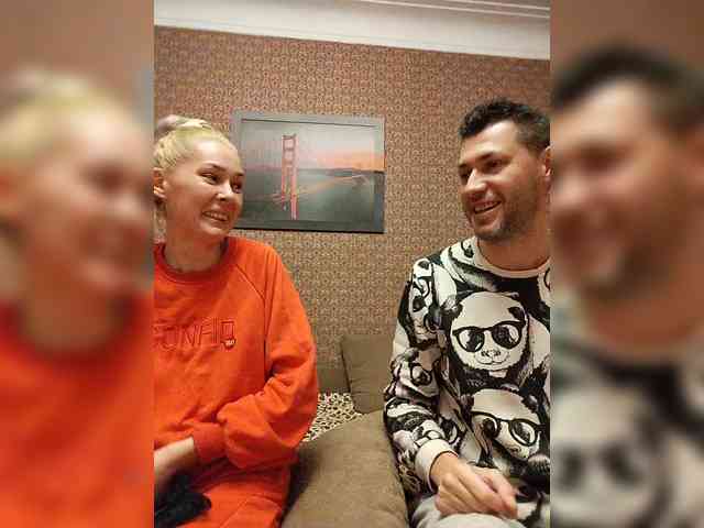 Andre-Blondinochka webcam