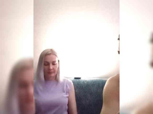 Andre-Blondinochka webcam