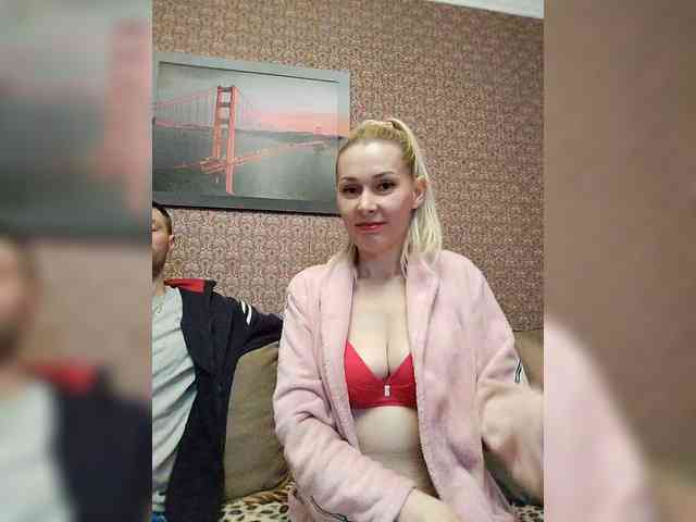 Andre-Blondinochka webcam