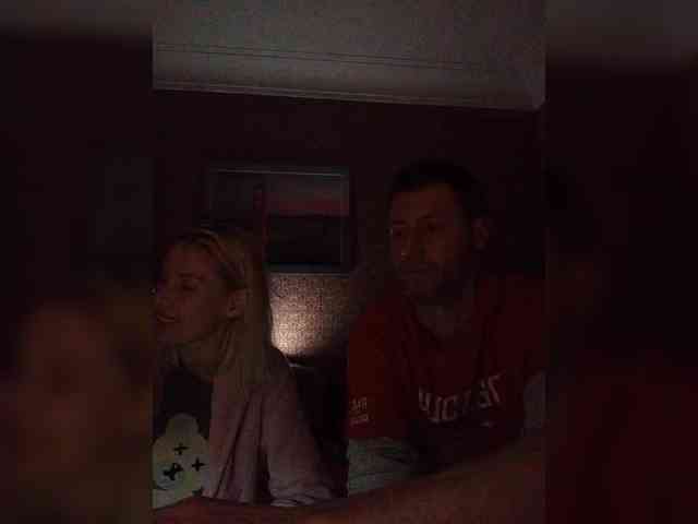 Andre-Blondinochka webcam