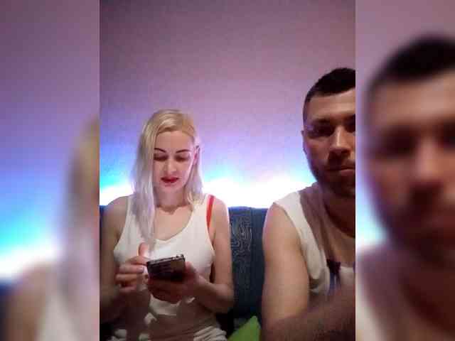 Andre-Blondinochka webcam