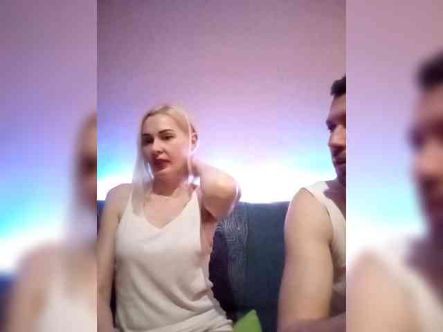 Andre-Blondinochka webcam