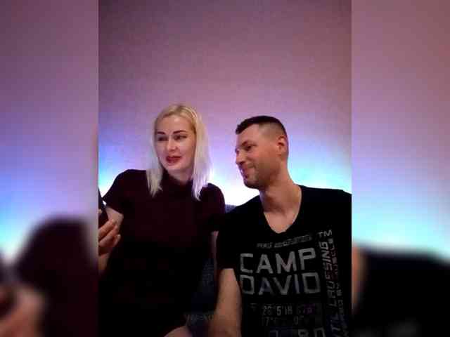 Andre-Blondinochka webcam