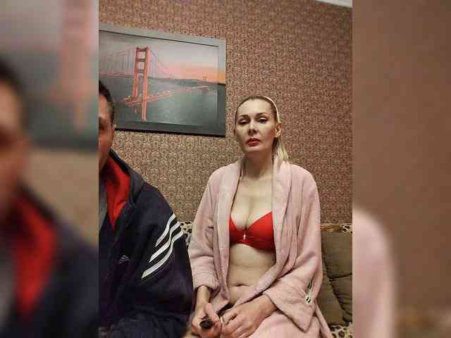 Andre-Blondinochka webcam