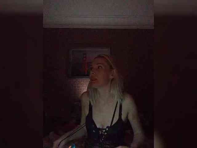 Andre-Blondinochka webcam