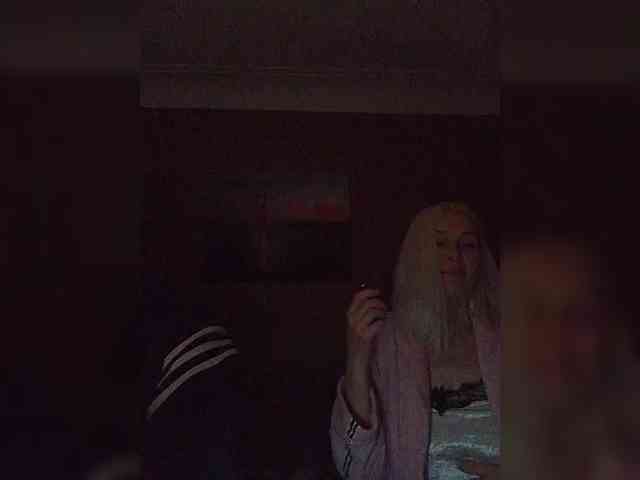 Andre-Blondinochka webcam