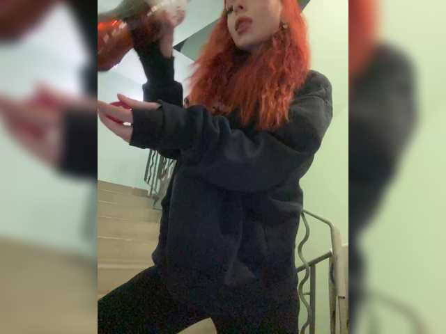 KiraSaud69's BongaCams show and profile