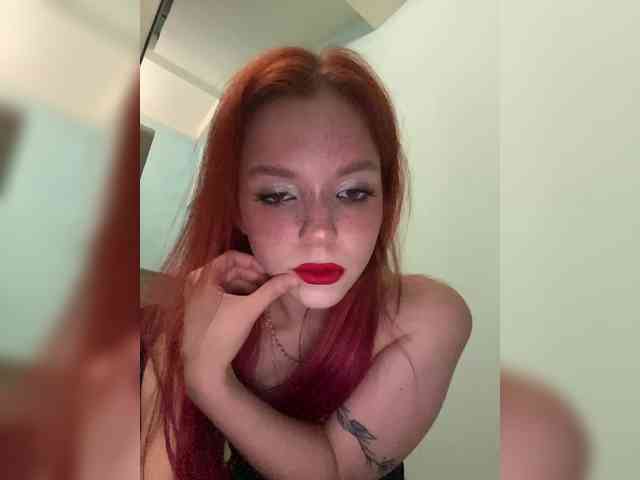 KiraSaud69 webcam