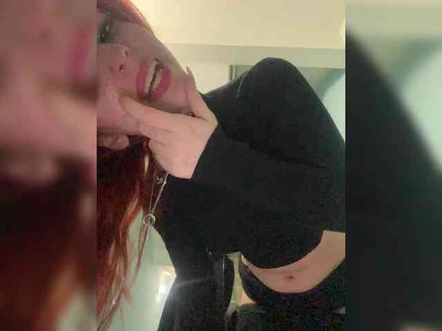 KiraSaud69 Live Webcam on BongaCams