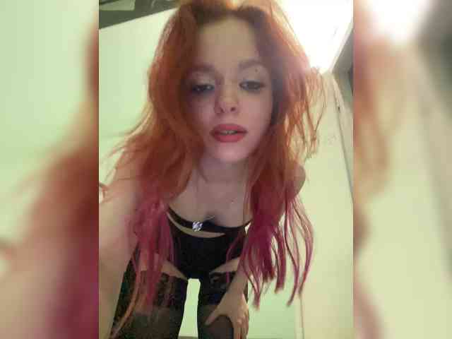 private live sexshow KiraSaud69