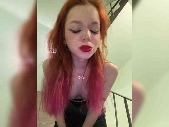 KiraSaud69 webcam