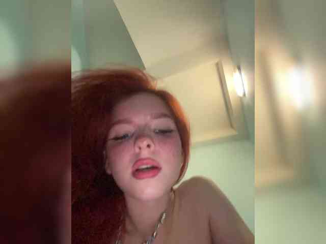 KiraSaud69 webcam