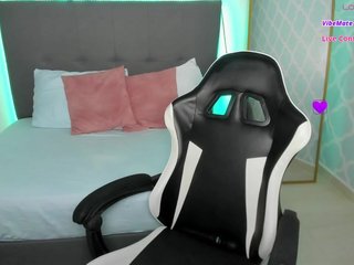 cora-22 Porn Show
