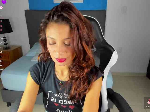 anonymous video chat Cora-22