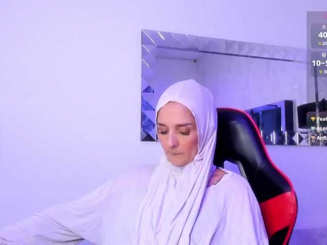  IrisKarimm chat room