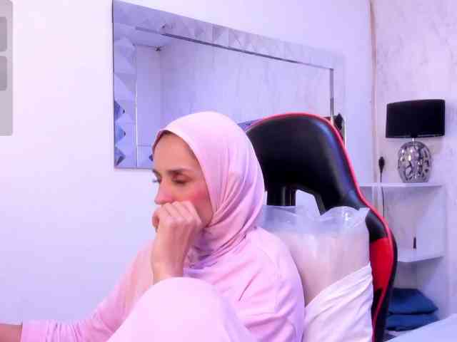 adult cam to cam IrisKarimm