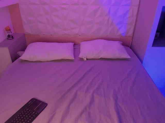 LiizJones webcam