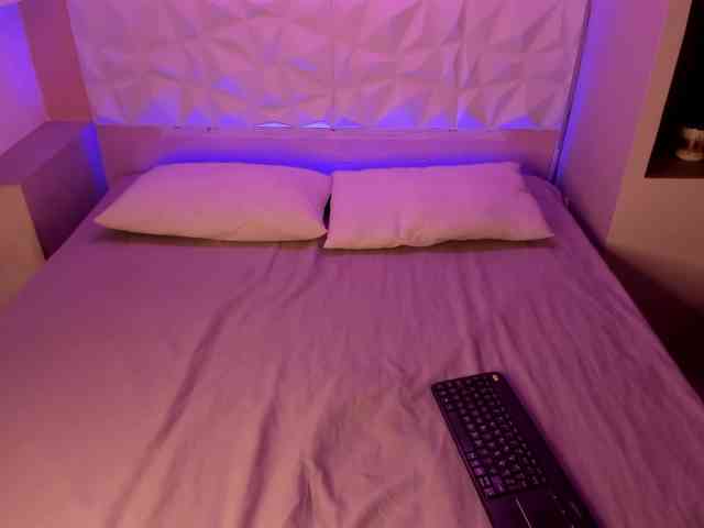 LiizJones webcam