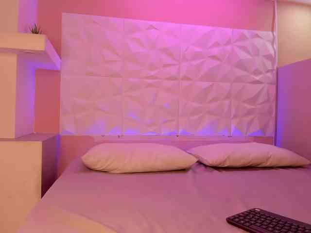 LiizJones webcam