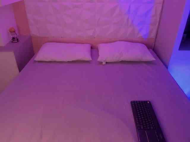 LiizJones webcam