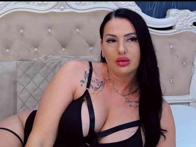 LaurenSaint1 webcam