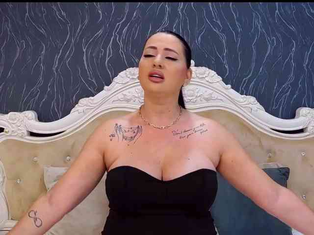 LaurenSaint1 webcam