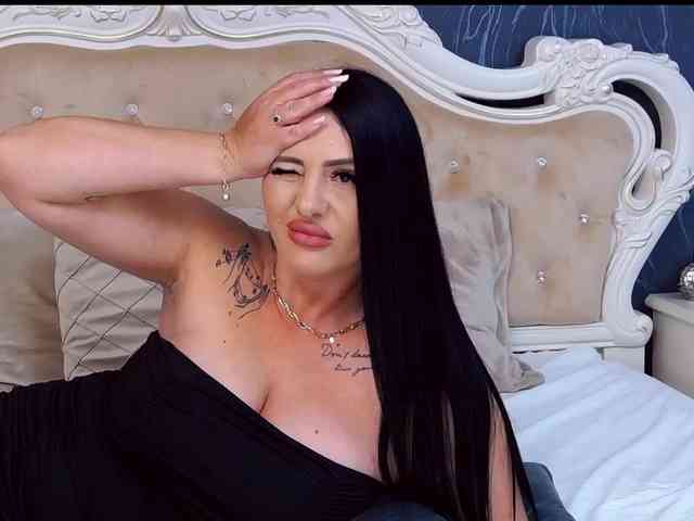 LaurenSaint1 webcam