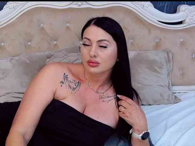 LaurenSaint1 webcam