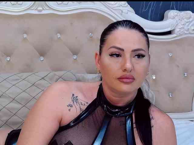 LaurenSaint1 webcam