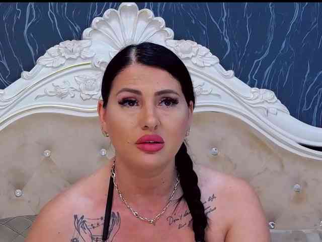 LaurenSaint1 webcam