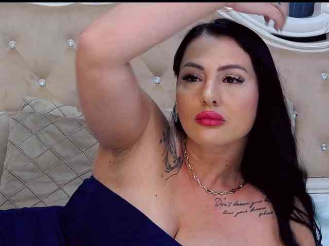 LaurenSaint1 webcam