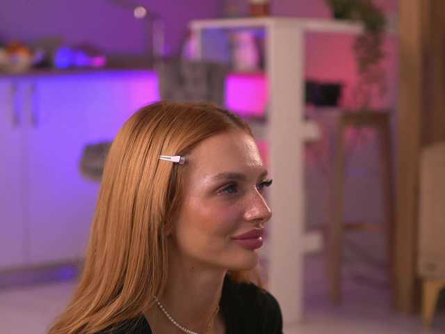 LeyaMeyers from BongaCams is Freechat
