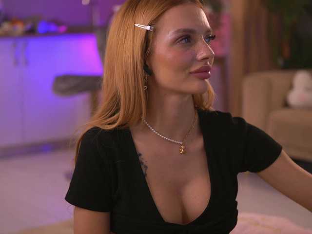 LeyaMeyers from BongaCams is Freechat