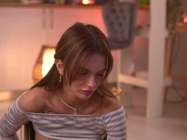 LeyaMeyers's BongaCams show and profile