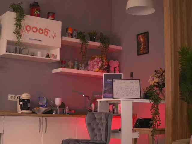 LeyaMeyers LeyaMeyers