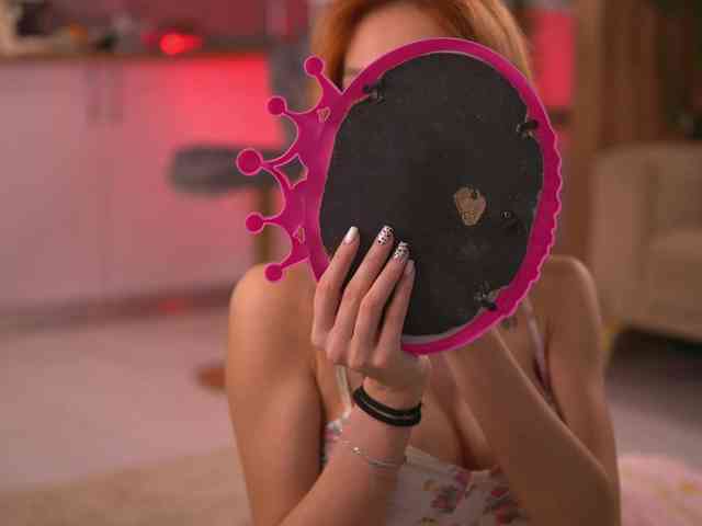 LeyaMeyers LeyaMeyers