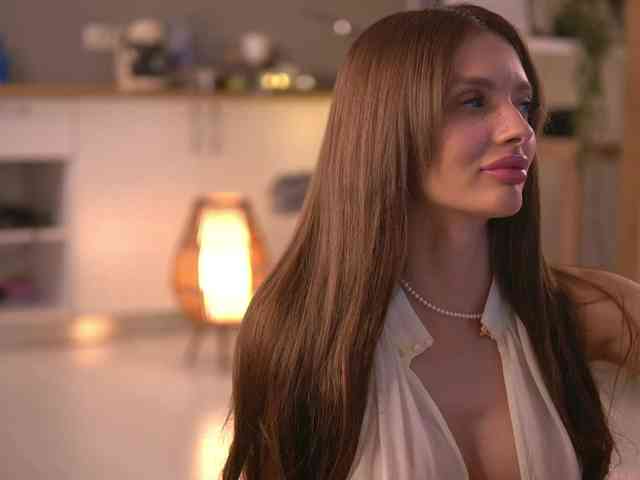 LeyaMeyers LeyaMeyers