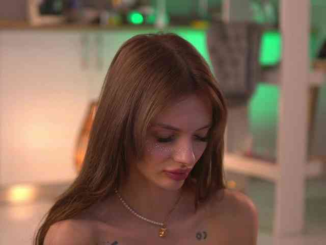 LeyaMeyers LeyaMeyers