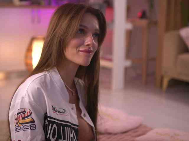 LeyaMeyers LeyaMeyers