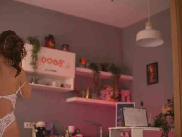 LeyaMeyers LeyaMeyers